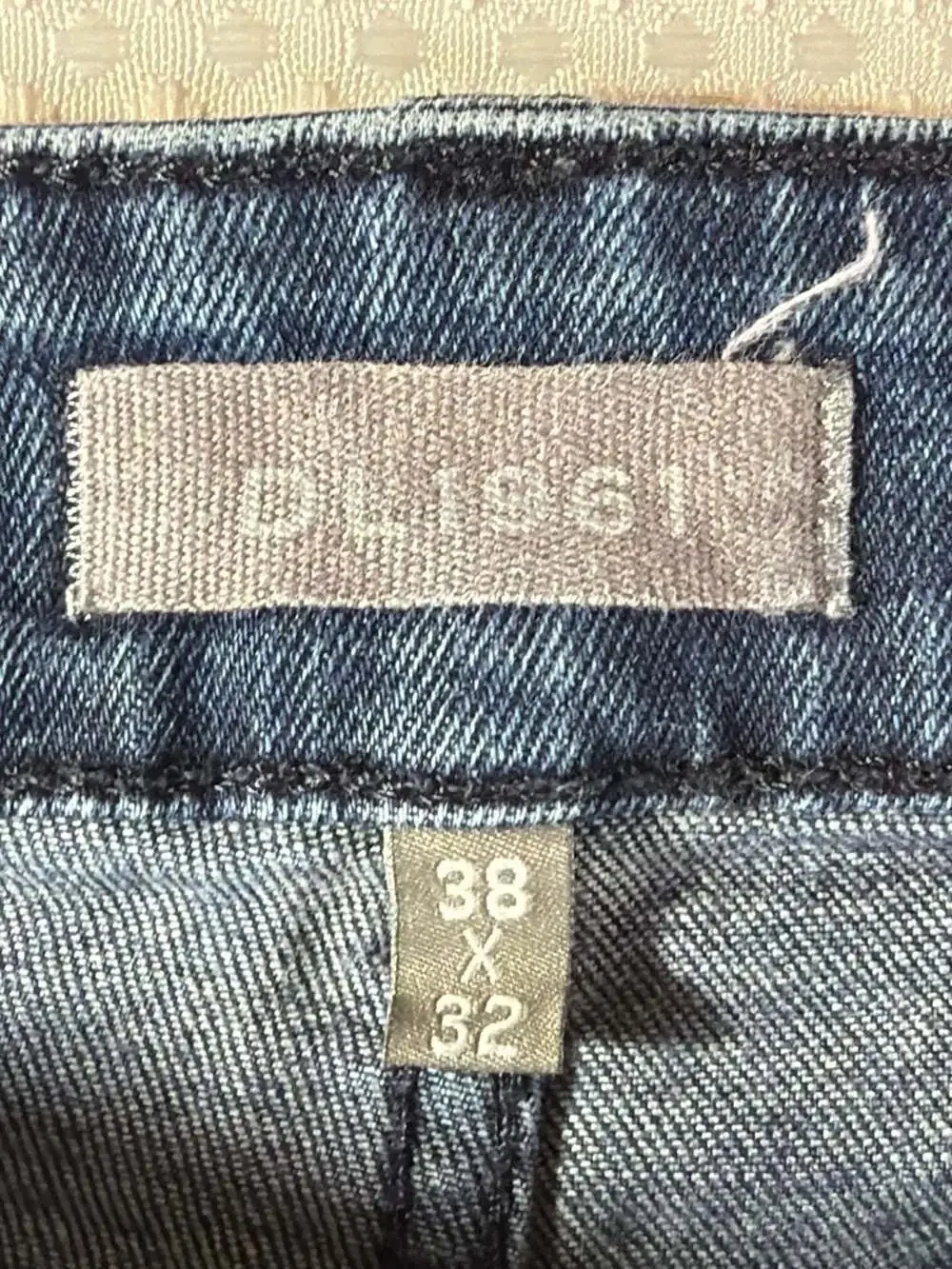 DL1961 Performance Slim Fit Jeans Size 38x32